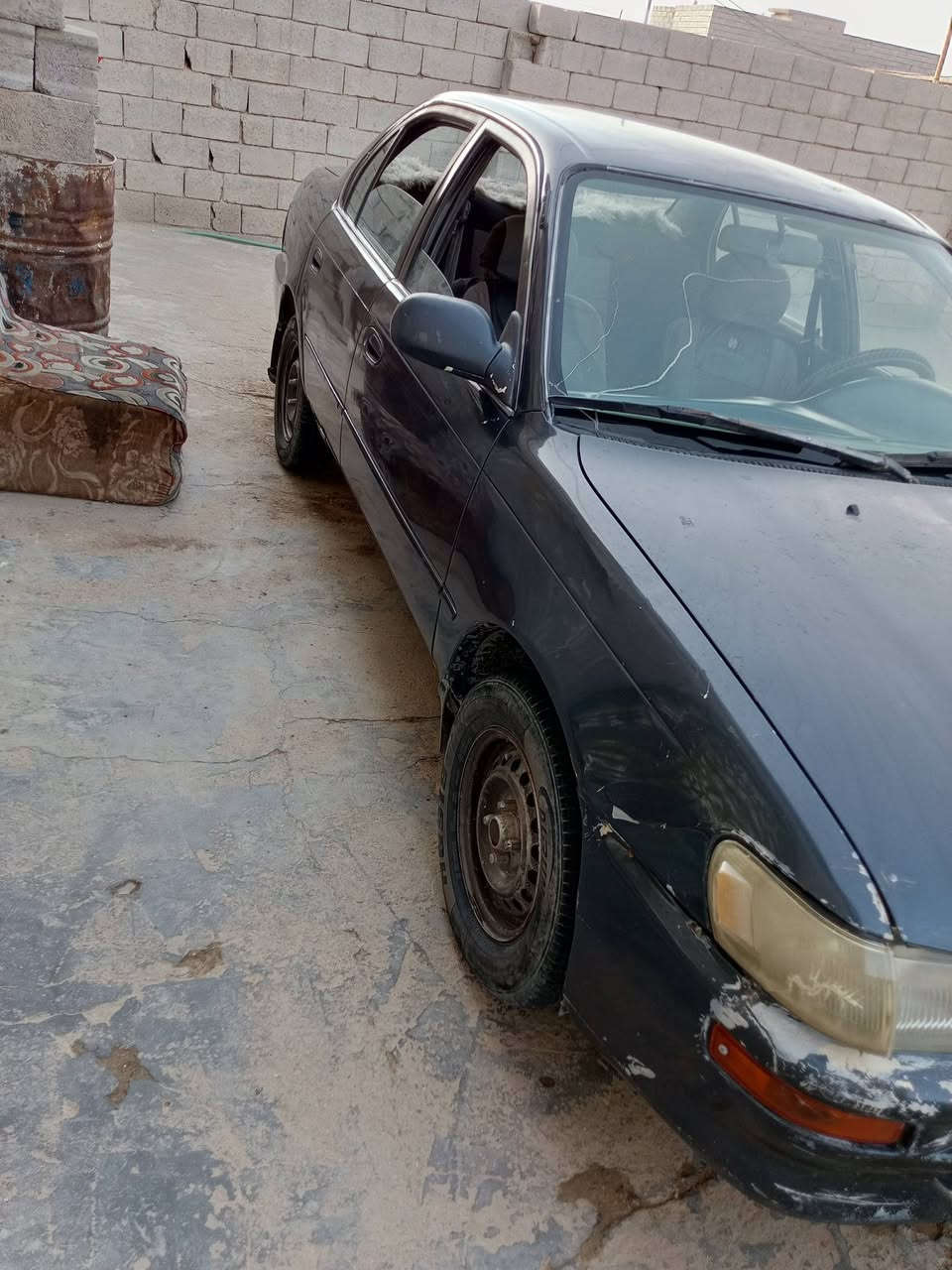 سلام عليكم
كورلا للبيع موديل 93 
سنويه 2029 
رقمها بصره شرط تحويل 
مكينه 1800جديده مكفوله كصه ونقل 
كهربائيات كلها شقاله ماعده التبريد 
العنوان البصره الزبير ***********

