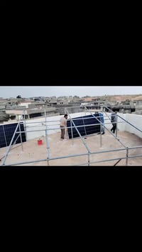 طاقة شمسية • ١٥ أمبير نهارا • ١٠ أمبير ليلا