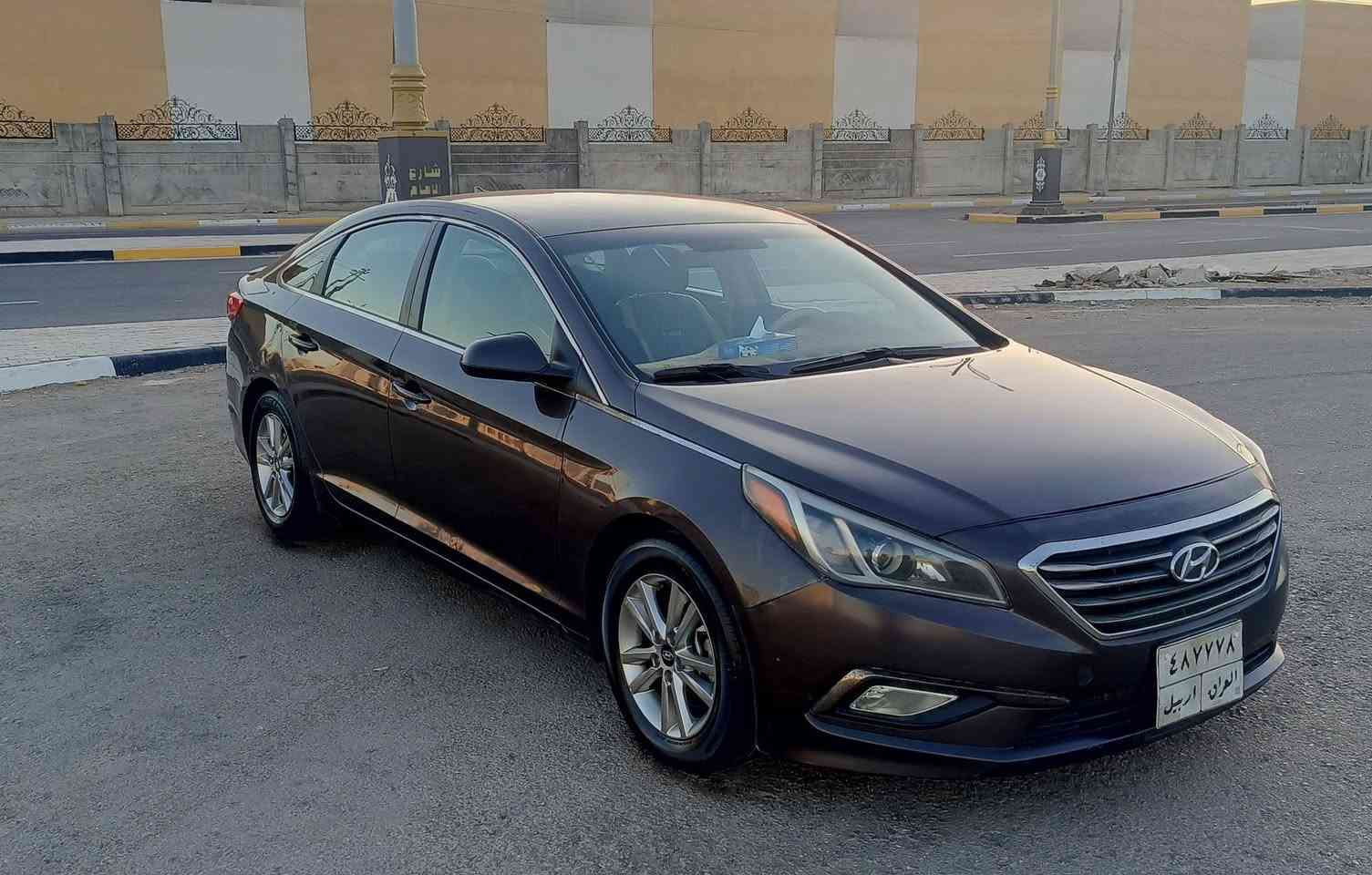 السعر 117 للاستفسار *********** سوناتا موديل 2017 امريكي مكفوله كفاله عامه من الضربة والتبديل والصبغ كلها ليبل واحد بيه بارد شبر فقط شاشه كامره دوار تحكم استيرن جهتين شاشه اعطال مكينه وكير مكفولات ماشيه 130 تبريد ثلج حداديه جديده تخم تاير السيارة جديده كلش احلى من الصور مابيه اي نقص
