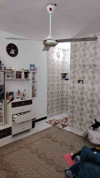 البديع للإستثمارات العقاريه 
دار للبيع ملك صرف طابو 
المساحه 55م 
الواجهة 5 م 
يحتوي على 3 غرف نوم نضام سويت 🏗️ وصاله 🏗️ومطبخ 🏗️ خدمات عدد 4 
عنوان الدار حي القاهره ناجي عواد خلف تانكي الماء عنوان المكتب حي القاهره حي المعلمين

للاستفسار 
***********
