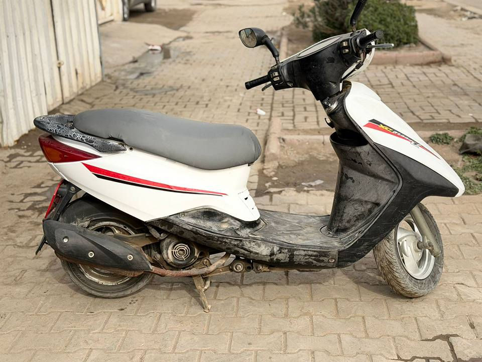 دراجة بريز نضيفة مكينة ناعمة تخبل كهربايات كلهة شغالة نكرة سلف بكل وقت سعرهة 500 مكاني الطالبية فلكة ٨٣
اي ستفسار *********** بغداد, العراق
