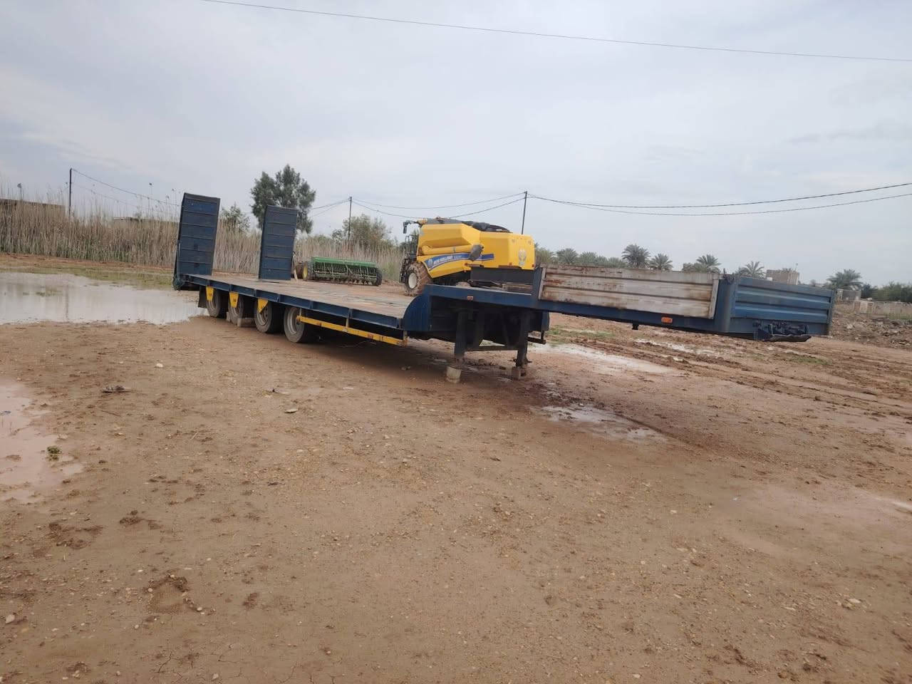 سلام وعليكم عربانه وربيه جاهزه العمل مانقصها لو برغي 10 4 تناكير واحد سنكل تخم تاير السعر 130 وبيها مجال قليل الموشراي لايتعبنه ***********
