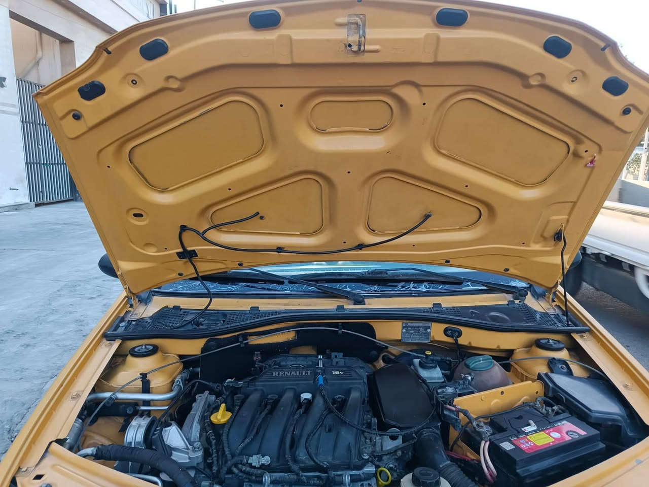 سلام عليكم ورحمة الله وبركاته اخوان رينو لوكان موديل 2013 فول مواصفات جام كهرباء باور ستيرن مكينة وكير جدد صدر امامي اخلفي جديد مشط سترين جديد باتري جديد كهربائيات كلهة شغالة وضع شركة تخم تاير جديد سيارة جديدة وكل نقص مبيها نصبتهة تخبل سيارة مكفولة كفالة عامة من ضربة وتبديل وصبغ والخياس شرط السونار قطرة صبغ مبيها مكفولة حتى من البارد سيارة بلعافية ع ياخذة استخدام شخصي ممشتغلة تكسي ماشية قليل رقم بغداد انكليزي مشروع وطني غرامات وهيئة مصفرة العنوان بغداد العبيدي الرقم *********** السعر 58 وبيها مجال شي بسيط اخوان الميعجية السعر يدعيلنة برزق
