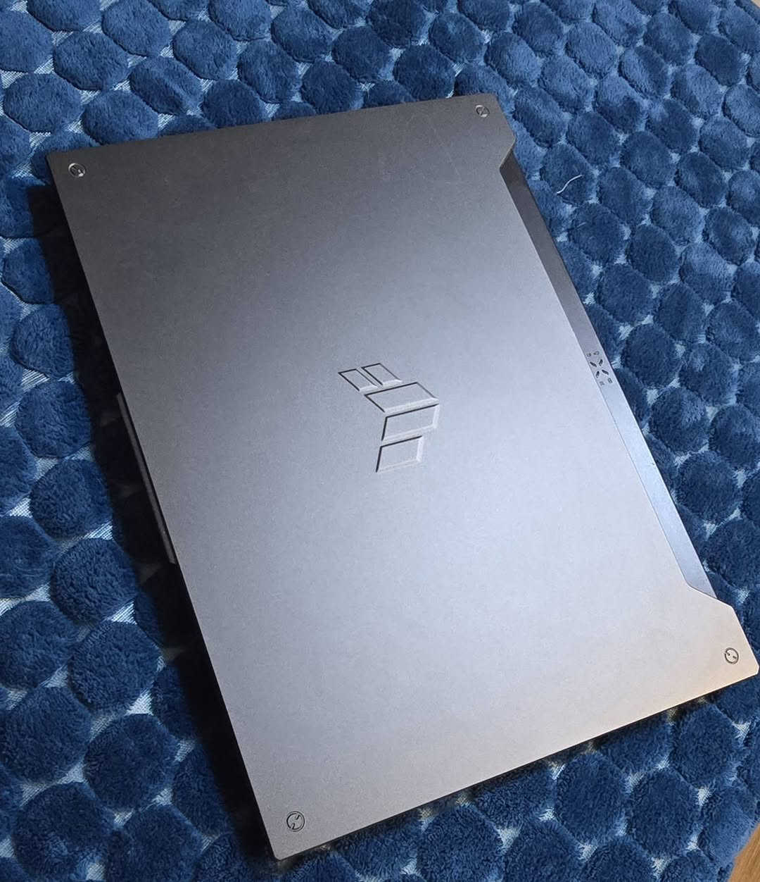 للبيع
Asus tuf f15 fx507z

Intel core i7 1260h

Rtx 3050 8gb

Ram 16gb ddr5 4800mhz

Mux switch(optimus)

موجود كل الملحقات مع الباكيت 

ما بيه اي ضرر داخلي او خارجي وما مفتوح الجهاز للتصليح

ماكوا اي مشاكل بدرجات الحراره ولا اي تراب لا عل حاسبه من بره ولا على البنكات 

 السعر مليون و٢٠٠  بي مجال 

الرقم:***********

حتى وصل الشراء موجود
