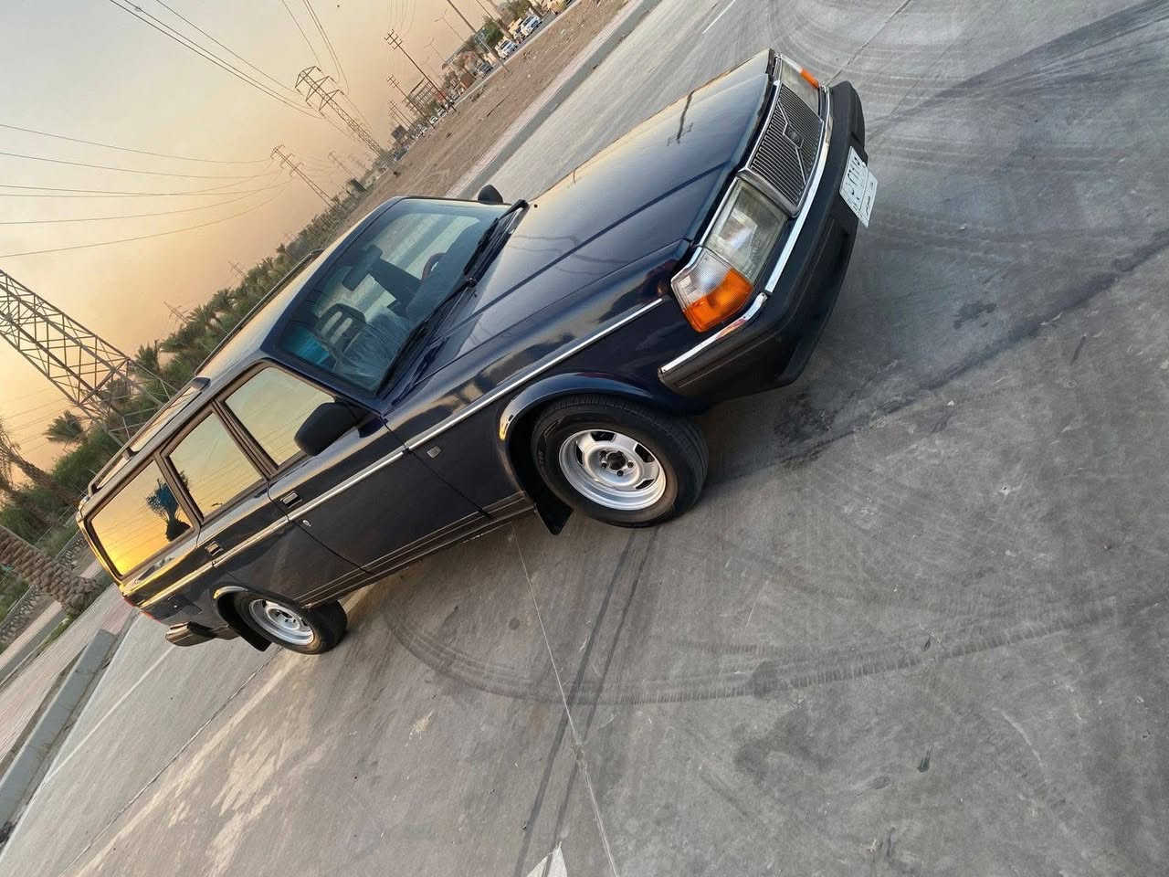 سلام عليكم
فالفو للبيع 240

موديل 91
رقم بغداد سنويه لل٢٧
بسمي

كولها بلاديه السياره

السعر ٥٥ وبيه مجال

النجف الأشرف 

حي الجامعه 

الرقم:***********
