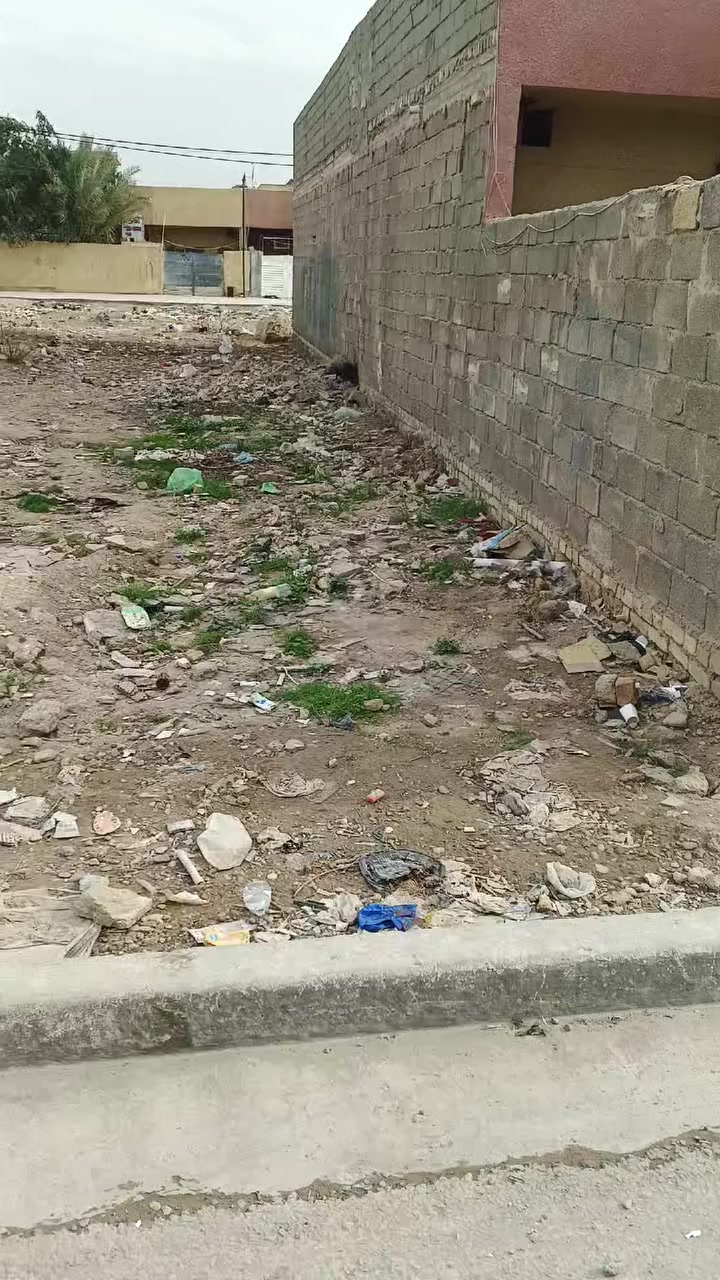 سلام عليكم يعرض مكتب الجوادين قطعة 200 متر بشارع ابو علي ***********
