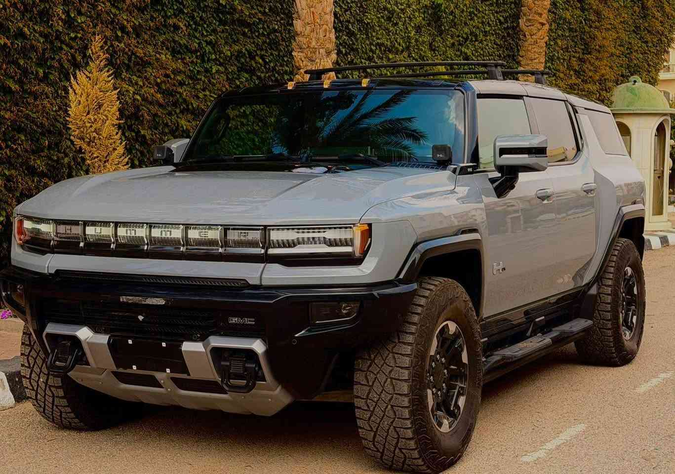 للبيع 🔥
HUMMER EV 2024
زيرو كيلومتر – بحالة الوكالة

⚡ قوة 800 حصان
⚡ مدى البطارية 550 كم
⚡ دفع رباعي 4WD
⚡ أداء ثنائي المحركات
⚡ نظام تعليق هوائي
⚡ سقف بانوراما قابل للفك
⚡ شاشة 13.4 بوصة + نظام ملاحة
⚡ Apple CarPlay & Android Auto
⚡ نظام صوتي BOSE
⚡ مقاعد تبريد وتسخين
⚡ كاميرات 360 وكاميرات أسفل السيارة
⚡ نظام النقطة العمياء والمحافظة على المسار
⚡ باكدج أوف رود كامل

سيارة كهربائية بالكامل بمواصفات فاخرة 
متوفرة الان في معرض CARFAX🔥
https://www.facebook.com/share/1EL4ePBN7g/


**إذا كنت صاحب هذا الإعلان وتريد حذفه لأي سبب، رجاءا أرسل رسالة إلى الدعم الفني**