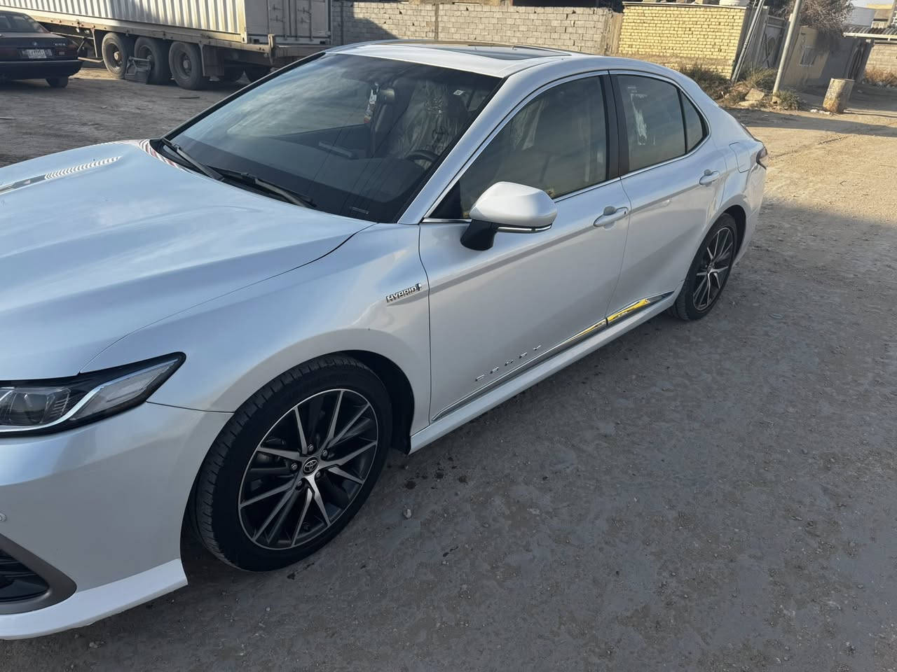 ‎السلام عليكم ورحمة الله وبركاته
للبيع كامري مغلفه ppd خليجي عبد اللطيف جميل لون ابيضّ GLE هايبرد موديل2023 فول مواصفات سلايد بصمة بردة خلفية حساسات امامي خلفي ويل كب اسود كروم حجم 18 ماشية 50 الف كيلومتر هايبرد محرك 2500 cc لايت زنون بلاجكتور هاندبريك بصمة تحكم موقود جميع الجهات شاشة وكامرة خلفية شاحن واير لس ...الخ .
‎رقم بغداد باسمي الجديد 
مكاني بابل جبله  .
‎ السعر 245
***********
