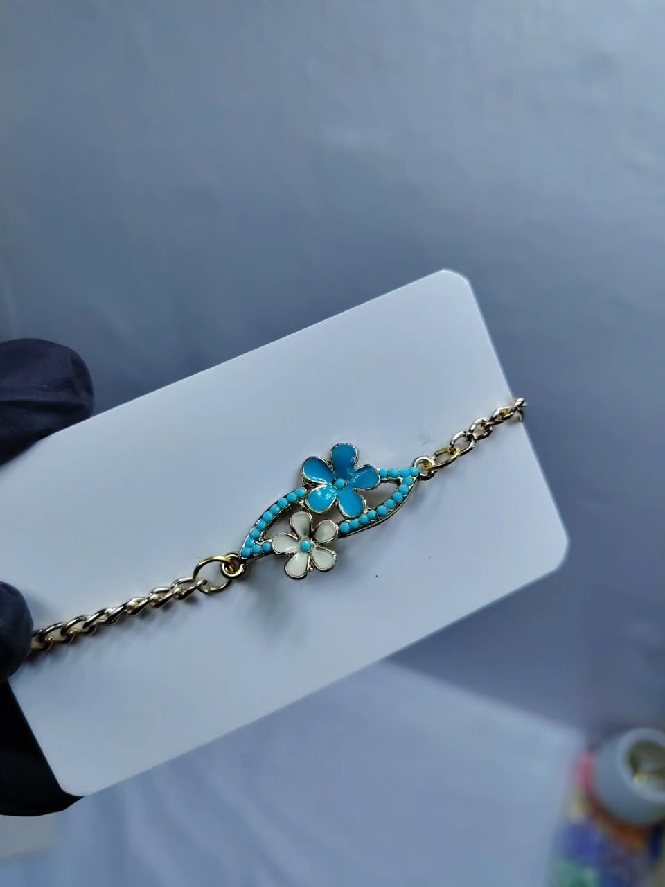 سوار الورد هاند ميد فري سايز 
زنجيل قابل للتصغير والتكبير يلبس كل القياسات 
حصراً لدى بيبون 🎀🌼 
#جامعة_الموصل #اكسبلورر #اكسسوارات #هدية #المركز_الطلابي


**إذا كنت صاحب هذا الإعلان وتريد حذفه لأي سبب، رجاءا أرسل رسالة إلى الدعم الفني**