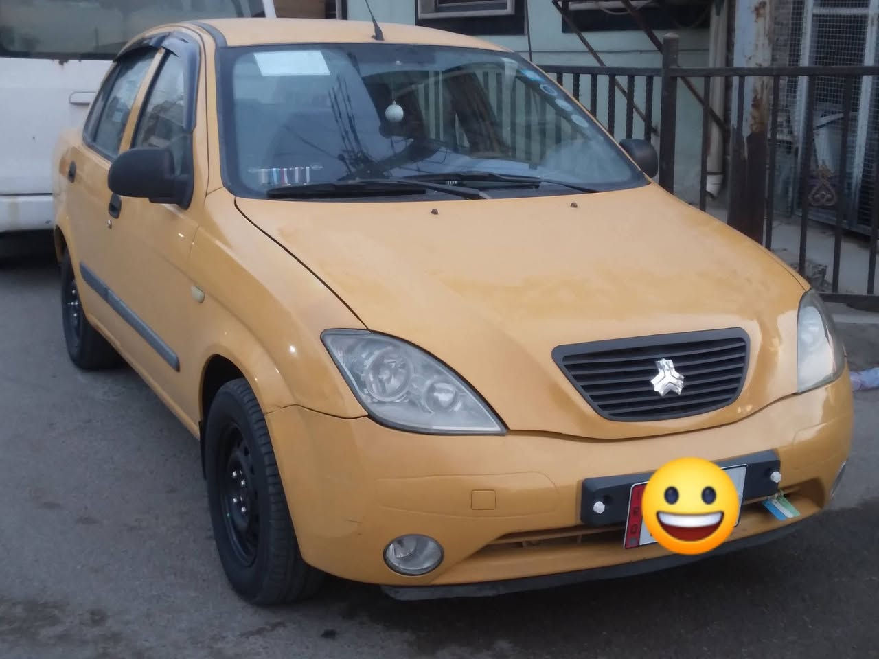 السلام عليكم سياره طيبه موديل ٢٠١٥ سعر ٣٨ وبيه مجال سياره نظيفه مثل ما معروضه بالصور مكينه وكير خير من الله التبريد شغال بس قبل يومين الراديتر مال التبريد صار بيه تهريب الغاز والدبلات الاماميه تعبانه العنوان بغداد البياع حي التراث للإستفسار ***********
