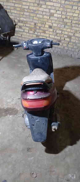 سلام عليكم دراجه فراشه للبيع دراجه كهربايات شغاله كله سلف هورن اشاير  لايت بس الباتري هابط    الدراجه شغاله بس بس كايمه  تشتغل بس عوزه تجفيت مكان سوق الشيوخ ناحيه الحكيكه سعر 190وبيه مجال حك الجيه وذا اكو ايراني اراوس وطي فرق 
-وهاذا رقم بيه واتساب ***********
