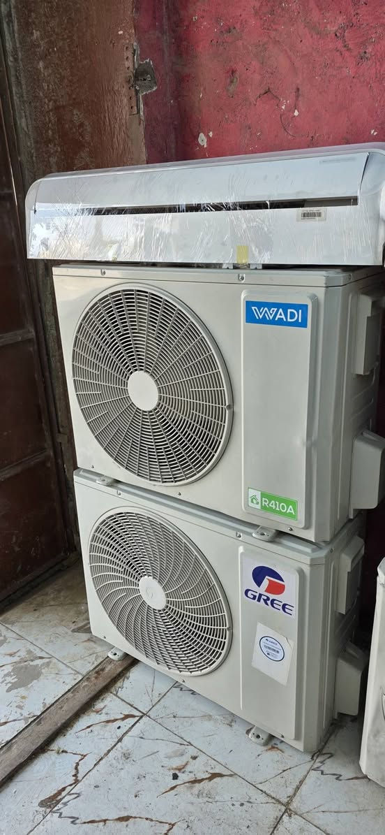 سبالت عدد 2 ( حجم 2 طن ) اجهزه خوات الجديد نظافه 💯
1ـ  گري حجم 2 طن انتاج 2024 
2ـ الوادي حجم 2 طن انتاج 2024 
بعدهن بضمان الشركة مستخدمات شي قليل 
ملحقاتهن كامله بواري ريمونت قاعده وايرات كلهن اصليات غازهن مال الشركه مقفول 
سعرهن ثنينهن مليون💶 سعر الواحد 500💶 
📍 مكاني بغداد قريب الشعب بوب الشام 
📞للاتصال او وتساب *********** 
موجود خدمة توصيل🚛 داخل بغداد فقط
