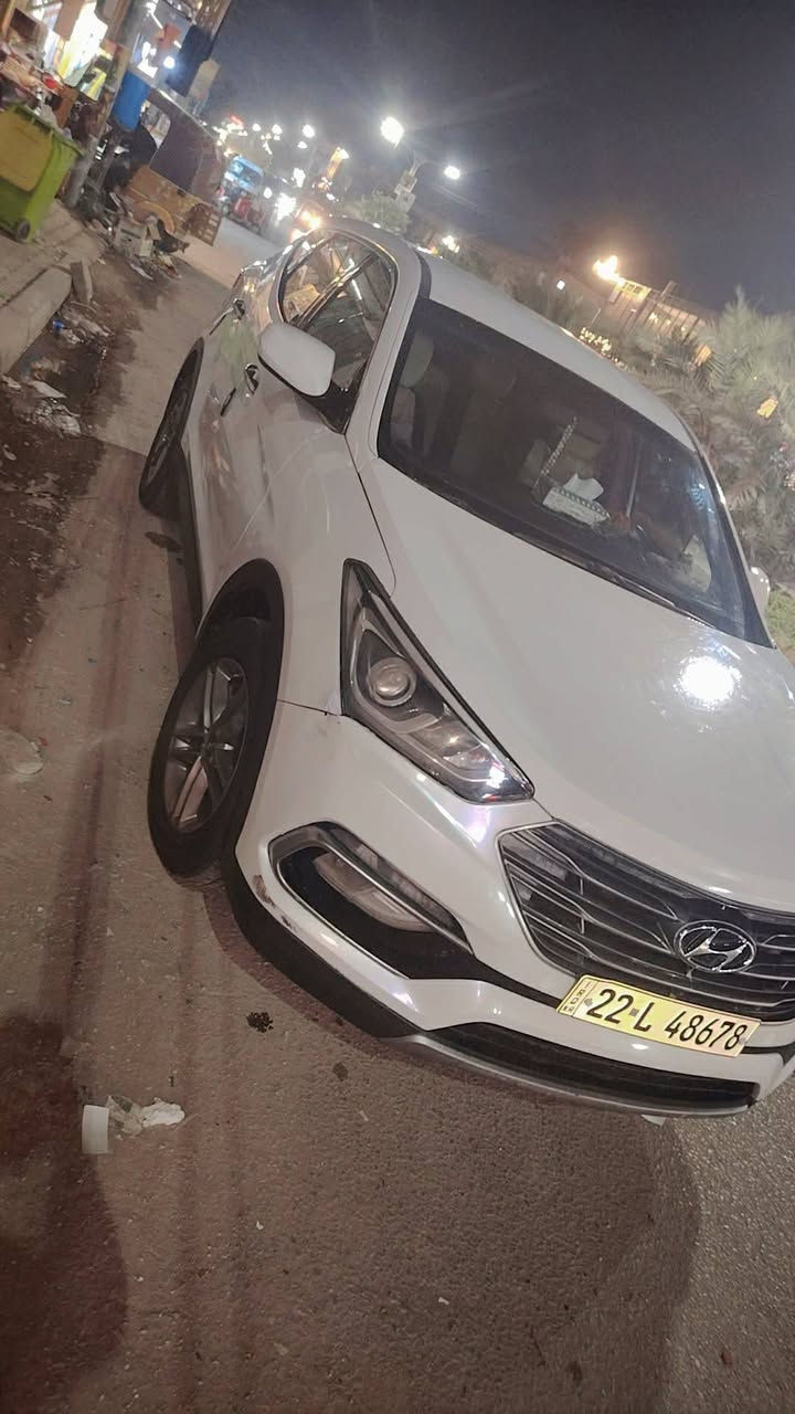 سلام عليكم ورحمة الله سنتافيا  2018 ضرر بسيط رقمه اربيل الوكاله موجوده عندي سياره كلش نظيفه وجديده تخم تاير جديد حداديه جديده صدره جديده اتراي زيرو سياره مال جناي ربع مااذب عليه دوشمه جديده ماشيه97 بس والله يكلك السياره جديده السعر 145 وبيه مجال بسيط بس الشراي يتصل مكاني كربلاء الحر *********** حته منشوري مال جناي مو مال شراي ع كدي
