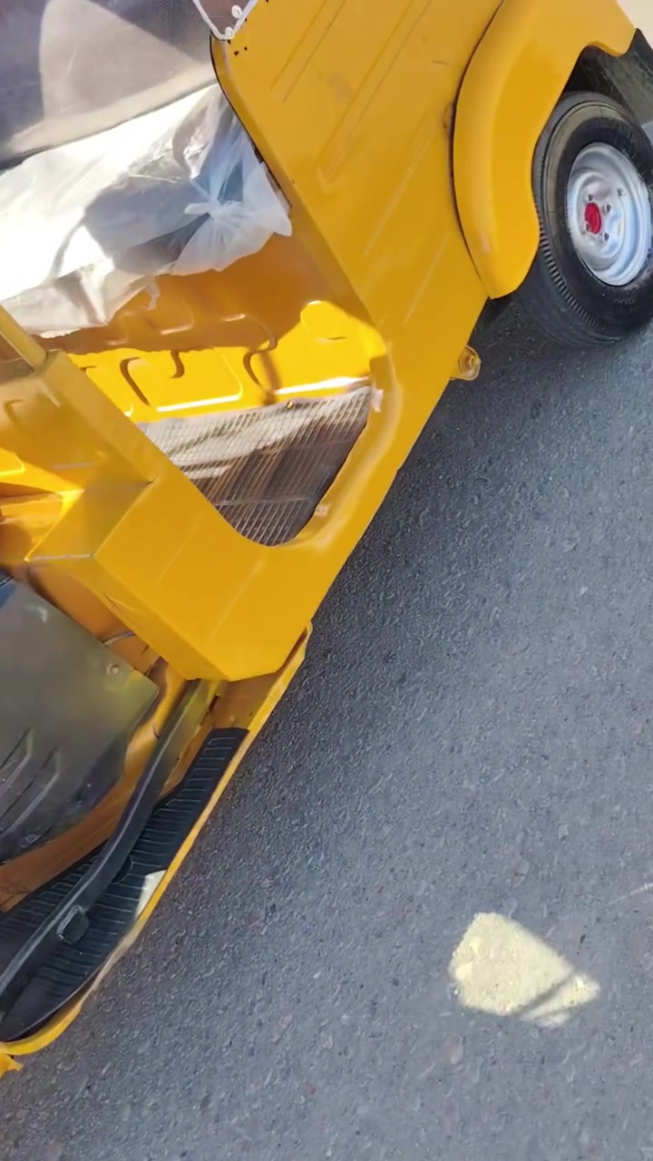 سلام عليكم  تكتك البيع رقم وسنويه لا تنقيص وله تبخير  موديل  2020.       ***********
