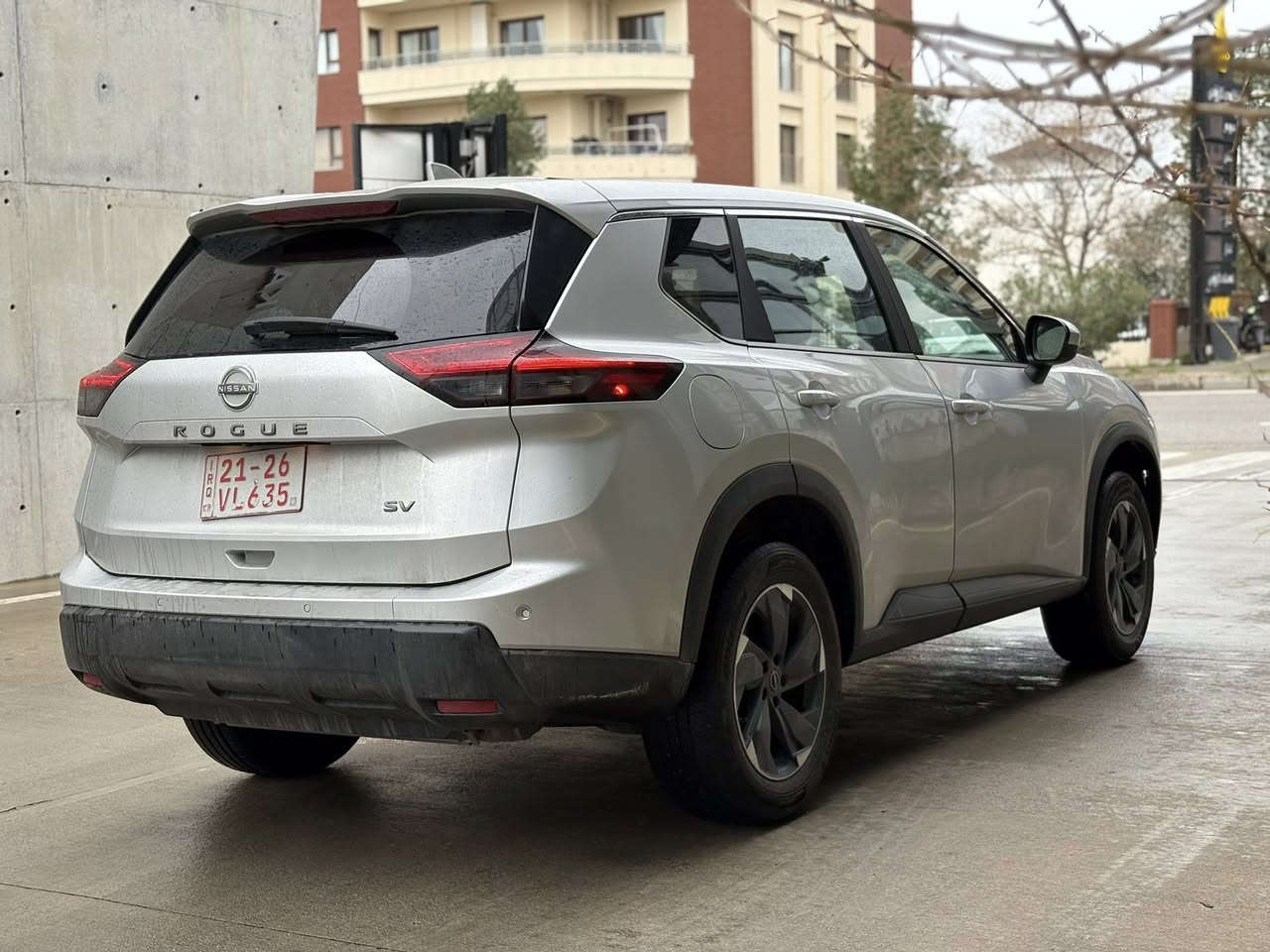 نيسان روج 2024 
٣ سلندر ١٥٠٠ توربو ٢٠١ قوة الحصانيه

مواصفات SV : بصمه , تشغيل عن بعد , صندوق كهربائي , رادار امامي وخلفي و بالمري , حساسات خلفيه , شاشه و كامره دواره , لايتات زنون , 25,000 ماشيه

جاملغ و بنيد صبغ بدون دواخل نهائيا
سيت راديترات بلاديه تبريد و غاز شركة
كير و محرك وحجر و رادارات بشرط مكفول
مابيها نواقص جاهزه من كل النواحي 
بدون شواصي و لغود مكفول 
رقم كاتي عنوان سليمانيه

واتساب : ***********
