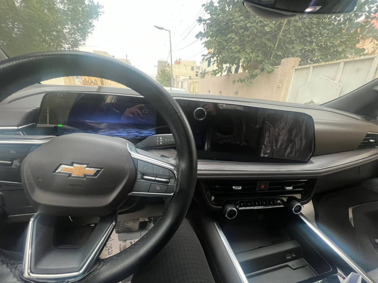 تاهو 2025 ls
مكفولة كفالة عامة  على وضع الشركة
مغلفه ppf اصلي ابو ل ٣٠ ورقه حته القماره مغلفه
المواصفات 
4 كاميرات360درجة
كراسي كهرباء 
رادار امامي 
رادار خلفي 
رادار جانبي 
شاشة كبيرة متصلة
وباقي المواصفات المعروفة 
ماشية(( 20 )))) الف 
مكان السيارة بغداد 
للاستفسار ***********
***********
