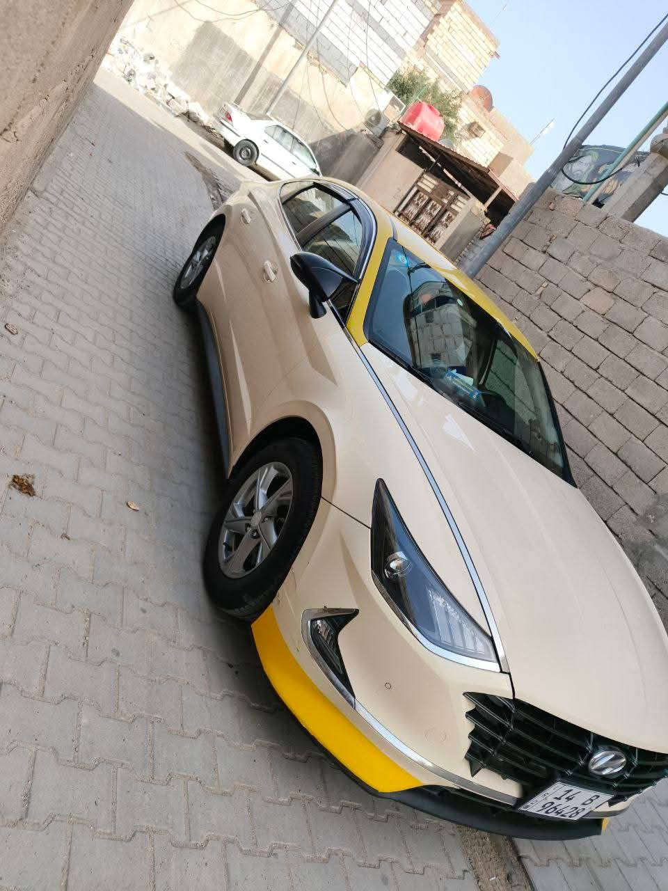 السلام عليكم
سوناتا هايبرد 2023 تكسي الخليج
رقم بصره خصوصي  
سياره نضيفه خير من الله 
خليجية فول مواصفات 
المواصفات⚔️
1/كير دكم 
2/حساسات أمامية 
3/حساسات خلفيه 
4/أوتو هولد 
5/سايد بريك بصمه 
6/شاشه كبيرة 
7/بصمه تشغيل 
8/بصمه بيبان 
9/جنطه ذكية فتح عند الاقتراب 
10/تشغيل عن بعد 
11/مري شفط
12/اشاير بالمري
13/السياره دواخل بلاد مشمشي
14/ماسحات أوتو 
15/اضويه أوتو
16/لايت عدسه ذكيه 3 ارتفاعات 
17/شاشة اعطال 
18/تايرات نضيفات
19/ وضعيات قيادة اربع مودات 
CUSTOM
SPORT 
SMART 
ECO
20/زر ركن لتشغيل الحساسات الاماميه 
21/لد خلفي ليزري
22/حساسات 360 درجة
23/أشارة ترحيب عند الاقتراب 
24/شفتات ستيرن 
25/بطاريات بلاد 
26/ درايم شيفت دفع امامي 
27/تبريد شاشة 
28/تبريد بيانو اوتو
29/تقفيل ذاتي عند وصول السرعة المقرره
السياره خير من الله  السعر. 125
*********** 
***********  إخواني المو شراي فدوه لعيونك أعبر المنشور 🤍♥️
