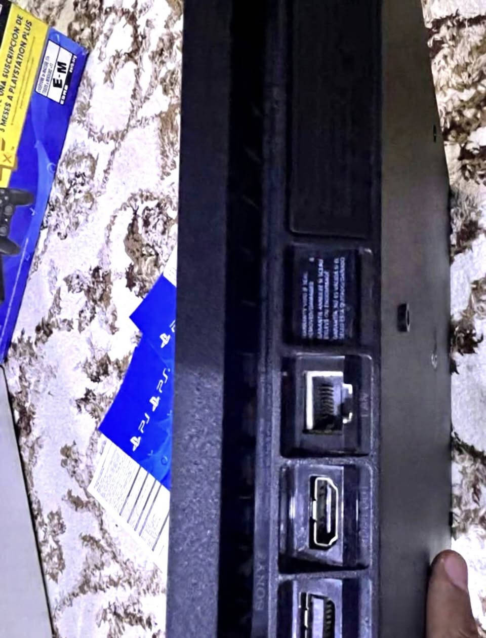 سلام عليكم ..
بلي 4 سلم مهكر للبيع
الجهاز مالتي شخصي نظافه 100‎%‎ 
لا باله ولا مفتوح وريجن امريكي 
ويا الجوستك الاصليه مالته
الجهاز اني مهكره بيدي ما واصل مصلح 
جان نظامه 10 سويته 11 ونزلت اله العاب
ويا احدث قطعه تهكير الناعمه فول
الجهاز بي العاب بلي 2 و4 مثل ما موضح بالصور
للبيع ب300 وبي مجال بسيط للشراي 
عنواني بغداد البلديات 
***********
