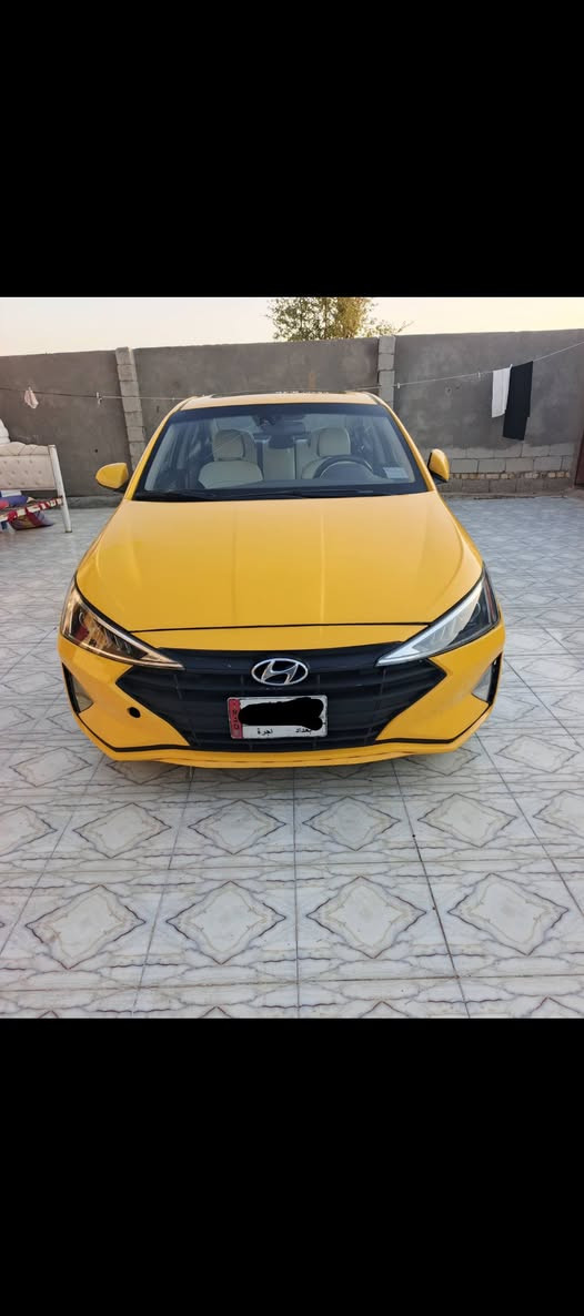 هونداي النترا موديل 2020 رقم بغداد حره تحويل ثاني يوم سنويه مجدده 28 مصفره هيئه وغرامات مشروع وطني وارد امريكي ضربته بس دعاميه اماميه فقط والباقي كفاله عامه من الضربه والتبديل والفتح كفاله عامه مكينه 2000 دوش شرط ما مفتوحه مكينه وكير وحداديه وتبريد وتخم تايرات كله مكفول سياره جاهزه مال جناي بمعنه الكلمه فول مواصفات واحد على واحد فتحه سقف تحكم ستيرن شاره بل مرايه شاشه كبيره كامره دسك خلفي وأمامي ويل كب بصمه تشغيل بصمه ابواب بصمه جنطه شفتات مري شفط فول واحد على واحد مكان سياره ناصريه سعر 123 بيه مجال قليل رقم الهاتف ***********  أنه مكلف بل نشر خابر راعيه بيك خير وتدلل
