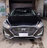 سوناتا موديل 20 دخول جديد سياره جاهزه ما بها اي نقص محرك 24 حداديه كهر...