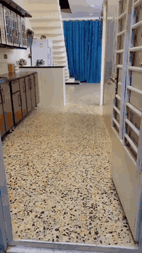 بيت للبيع زراعي التاجي حى الحسن العسكري قريب مولد عباس شايع مساحة 100مربع مسلح قاط  بيت جاهز كاشي واسيراميك حديقة 50.     ***********.بي واتساب
