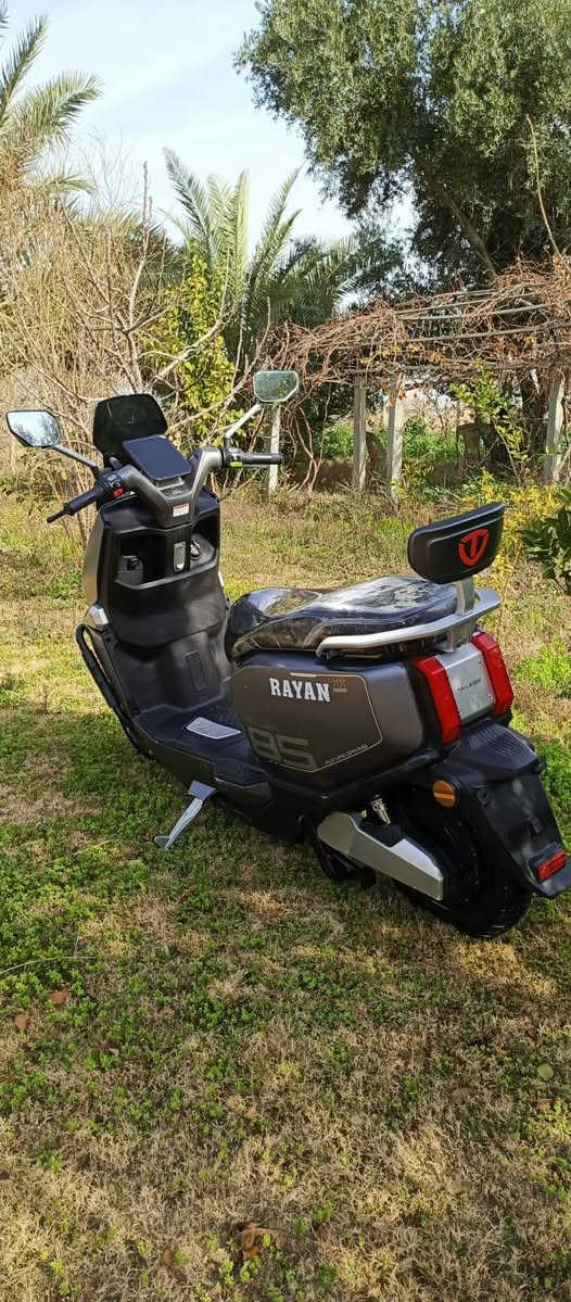 سلام عليكم دراجه ساعقه ريان البيع نضيفه كلش ما متعوبه  بصمه
مثبت سرعه 

لات عالي نهار 

تيارت جدد مال شركه 

دوشمه كشن ليلون

 السعر  ١١٠٠ بيه مجال قليل كلش مكاني شارع فلسطين 

***********
