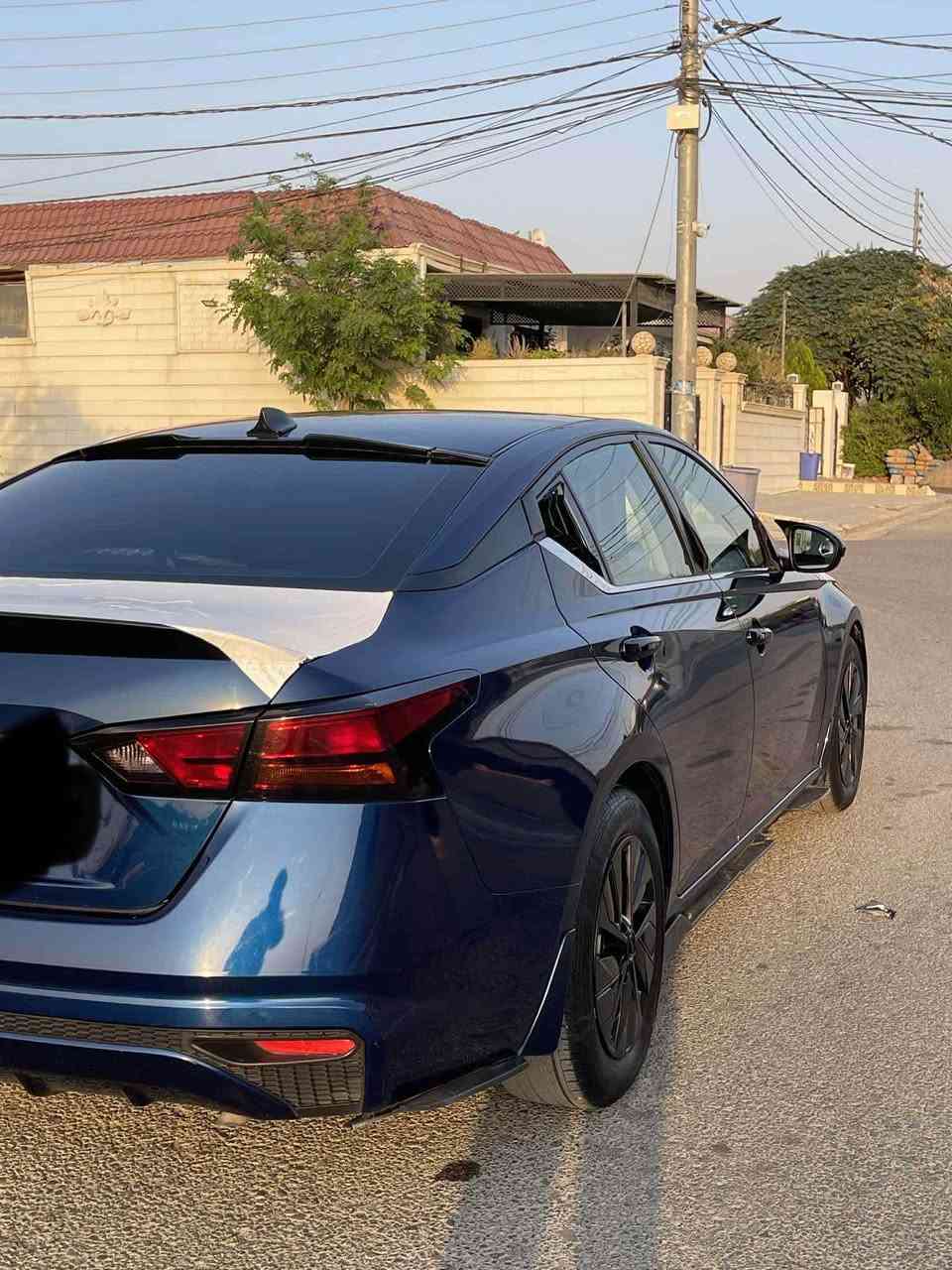 NISSAN ALTIMA S 2022
ڕه‌نگ شینی كاربۆن مۆسه‌فات س ڕادار خه‌تی جاده‌ ئۆتۆ لایت شاشه‌م گۆڕیه‌ كردیتمه‌شاشه‌ گه‌وره‌ گێر مه‌كینه‌ ته‌برید هه‌موشتی به‌شه‌رته‌ ٢ پارچه‌ی سبوخه‌ بۆنیت چاملخ ئێرباگ ته‌قیوه‌ كامل سیسته‌مه‌  ڕه‌سمی سۆنه‌رم دانه‌یه‌ هه‌مو شت دیاره‌ ڕه‌قه‌م شانسیه‌كه‌ش له‌ناو سۆنه‌ره‌كه‌ هه‌یه‌ سه‌یاره‌كه تازه‌ سێرڤسی كاملم لۆ كردیه‌ ڕونی گێرم گۆریه‌ ٦٤ هه‌زار كیلۆمه‌تر ڕۆشتیه‌ .
سعر 143 و كه‌مك مه‌جال 
*********** أربيل, العراق
