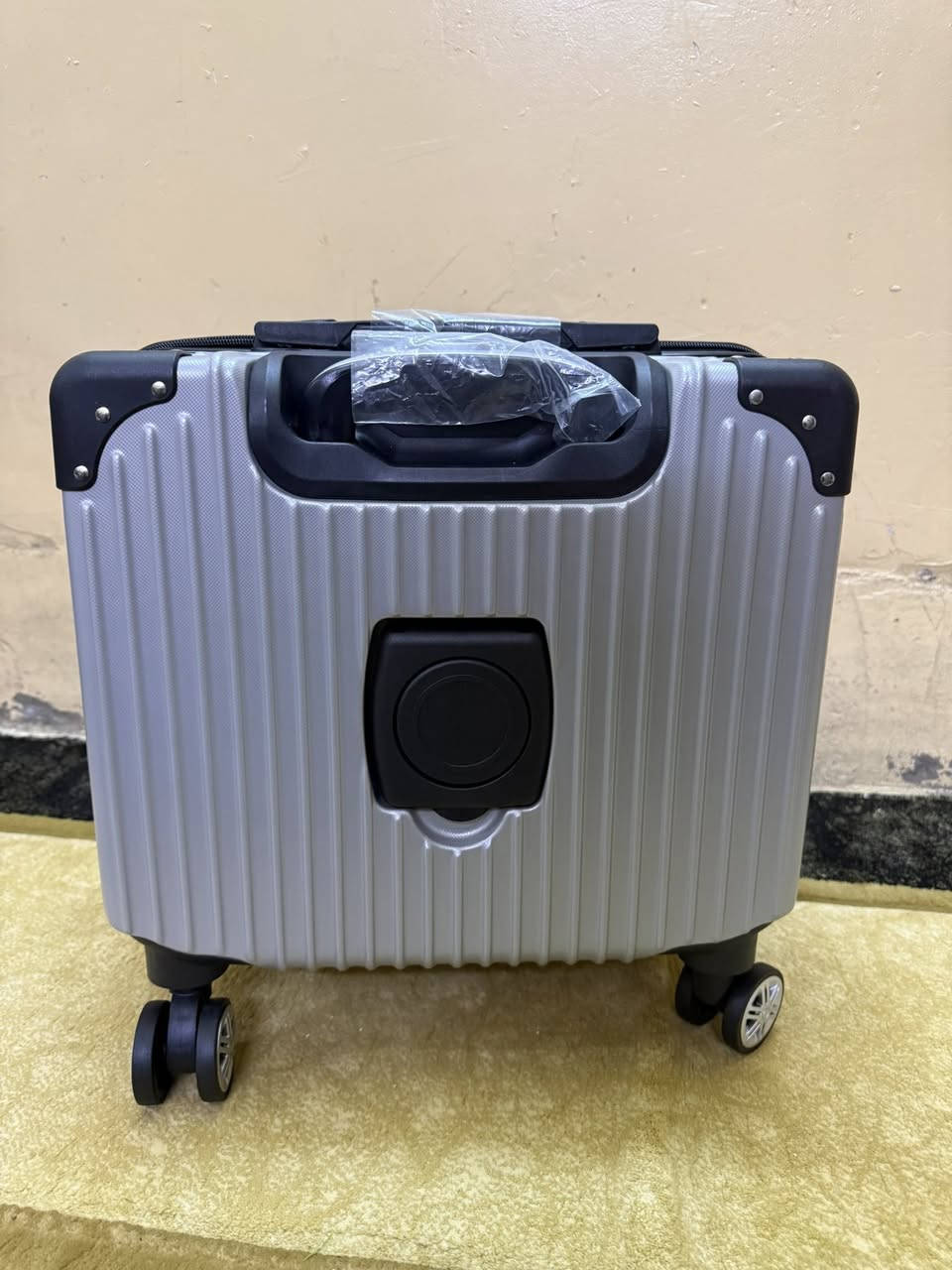 حقيبه سفر حجم صغير 30مع توصيل ع اول تم


**إذا كنت صاحب هذا الإعلان وتريد حذفه لأي سبب، رجاءا أرسل رسالة إلى الدعم الفني**