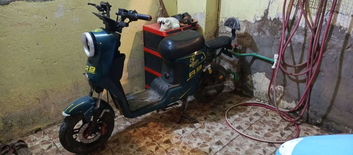 سلام عليكم دراجه شحن لبيع مديل 2025جديد
سعر 400وبيه مجال 
العنوان البصرة ابو الخصيب 
***********
