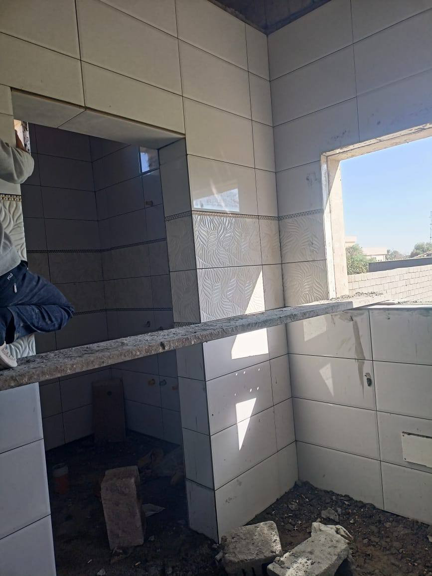 السلام عليكم  خلفه سيراميك متفرق حالين  شغل درجه اولى  الرقم ***********
***********
