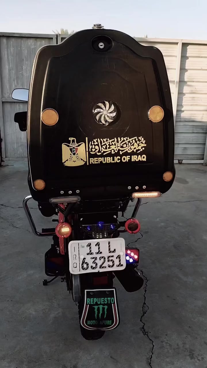 السلام عليكم شباب دراج بوكسر موديل 2023 مرقمه رقم بغداد دراجه ماشيه 17الف والدراجه كلش نضيفه وما متعوبه وحيل مداريهة السعر خاص الشراي يتصل ويدلل ***********
