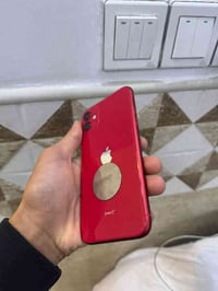 آيفون ١١ • ٦٤ • بطاريه ٧٤