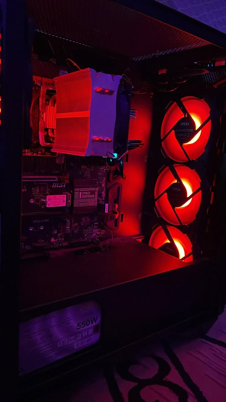 Pc للبيع بدون (كرت شاشة) رجاءً سعر قفل675 
Cpu i9-11900k
B560 pro msi 
psu 550w
Ram 16 8x2 ddr4 rgb
Hard 1t
Hard 512 m.2
Case msi +4 fan msi


**إذا كنت صاحب هذا الإعلان وتريد حذفه لأي سبب، رجاءا أرسل رسالة إلى الدعم الفني**