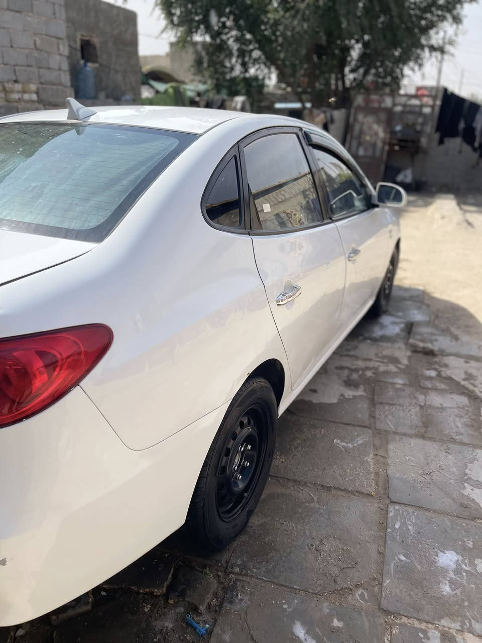لبيع  موديل 2009 
سياره جاهزه حداديه تخم تاير 
كير مكينه مكفولات تبريد ثلج ❄️دوشمه ضوئيه ستوني مسويه 
سياره بيه قطع صبغ 
سياره بابل مكان نجف مناذره 
سعر 95وبيه مجال 
رقم الموبايل ***********
