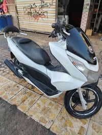 بسي اكس • PCX • هوندا PCX • دراجة نارية • جيل اول • بغداد