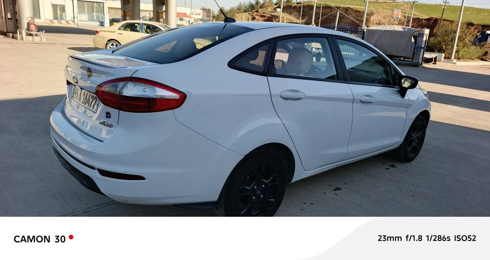 للبيع فورد فيستا
موديل 2019
محرك كير شرط
محرك 4سلندر 2000
رقم سنويا هزة جديد
بيها صبغ اقل من صفحه سايق
بس بدون دواخل 
طخم تايرات جديد
السعر 79ورقه مجال قليل 
يرهم مرواس مع سيارة اقل من سعر 
***********واتساب موجود موصل, نينوى
