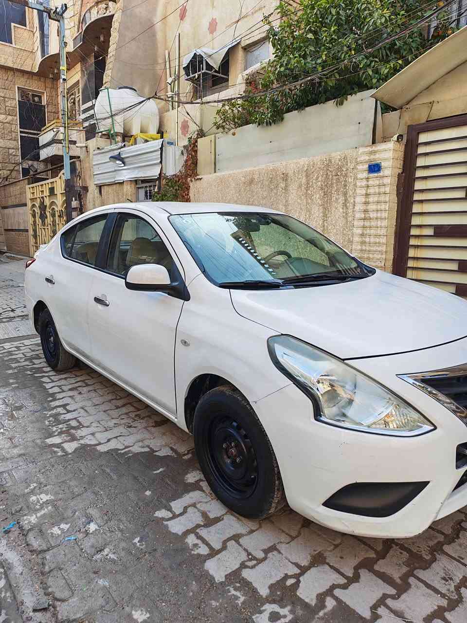 🚗 للبيع | سني هندي – مشروع وطني 🇮🇶
📍 الموقع: بغداد – الحرية

📞 للاستفسار: *********** (اتصال & واتساب)

🔹 المعلومات العامة:

رقم: بغداد

الموديل: 2019

السنوية: نافذة لغاية سنة 2029

الممشى: 69 – 70 ألف كم

الاستخدام: سيارة بيت (غير مستخدمة كتكسي)

العداد: حقيقي – أمانة الله

⚙️ المواصفات:

تحكم ستيرن

حساسات خلفية

سويج ريموت عدد (2)

إيرباك

حساسات تاير

مانع انزلاق

سباير بلادي

تخم تاير

🔧 الصيانة والحالة:

كير ومحرك مكفولين من الفتح

دهن محرك وگير كوري وكالة (تبديل ضمن المواعيد)

بلكات ونوزلات – صيانة دورية

صدر مكفول شغل درجة أولى

🛋️ الإضافات والديكور:

دوشمة كشنات جلد + أرضية جلد درجة أولى (للحفاظ على الدوشمة الأصلية)

شاشة أندرويد

كاميرا خلفية

الراديو الأصلي موجود

🎨 الملاحظات:

بيها تعديل بارك + صبغ ورصعة

توزبعها بين الصفحتين

💰 السعر: ١٠٢ ورقة

🔻 بيه مجال للجادين

📲 الاتصال أو واتساب متوفر
