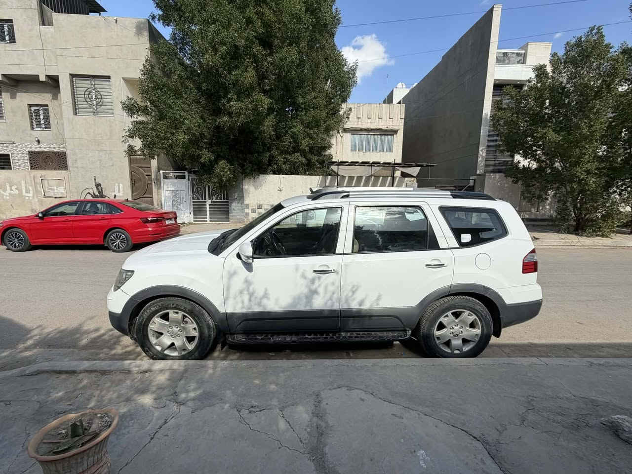 موهافي موديل 12 للبيع السعر   139 ورقة  وبيهة مجال  رقم بغداد انكليزي بأسمي  تحويل ثاني يوم    فول مواصفات  بيهة باب عكس السايق مصبغ  وبالباب الخلفي  يم البك لايت  على كد شبر  صبغ  فقط    مكان السيارة بغداد شارع فلسطين  ***********
