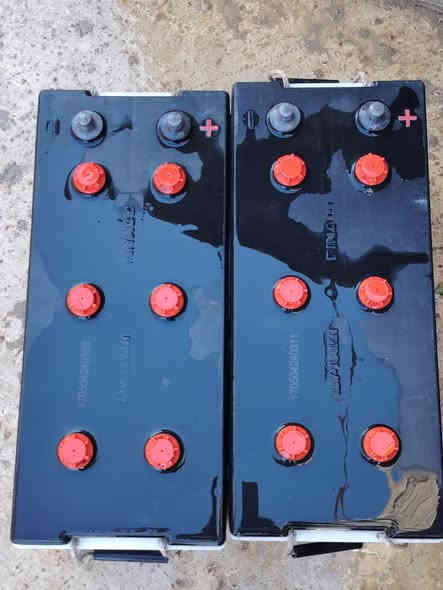 باتريات للبيع 150 أمبير الواحد الصناعه 
#ڤيتنامي_JP_العدد_2
السعر ثنينهن ب 200 الف تجي تفحص
النضافه فول مابيهن خلل للأستفسار اكثر الاتصال 
***********.
