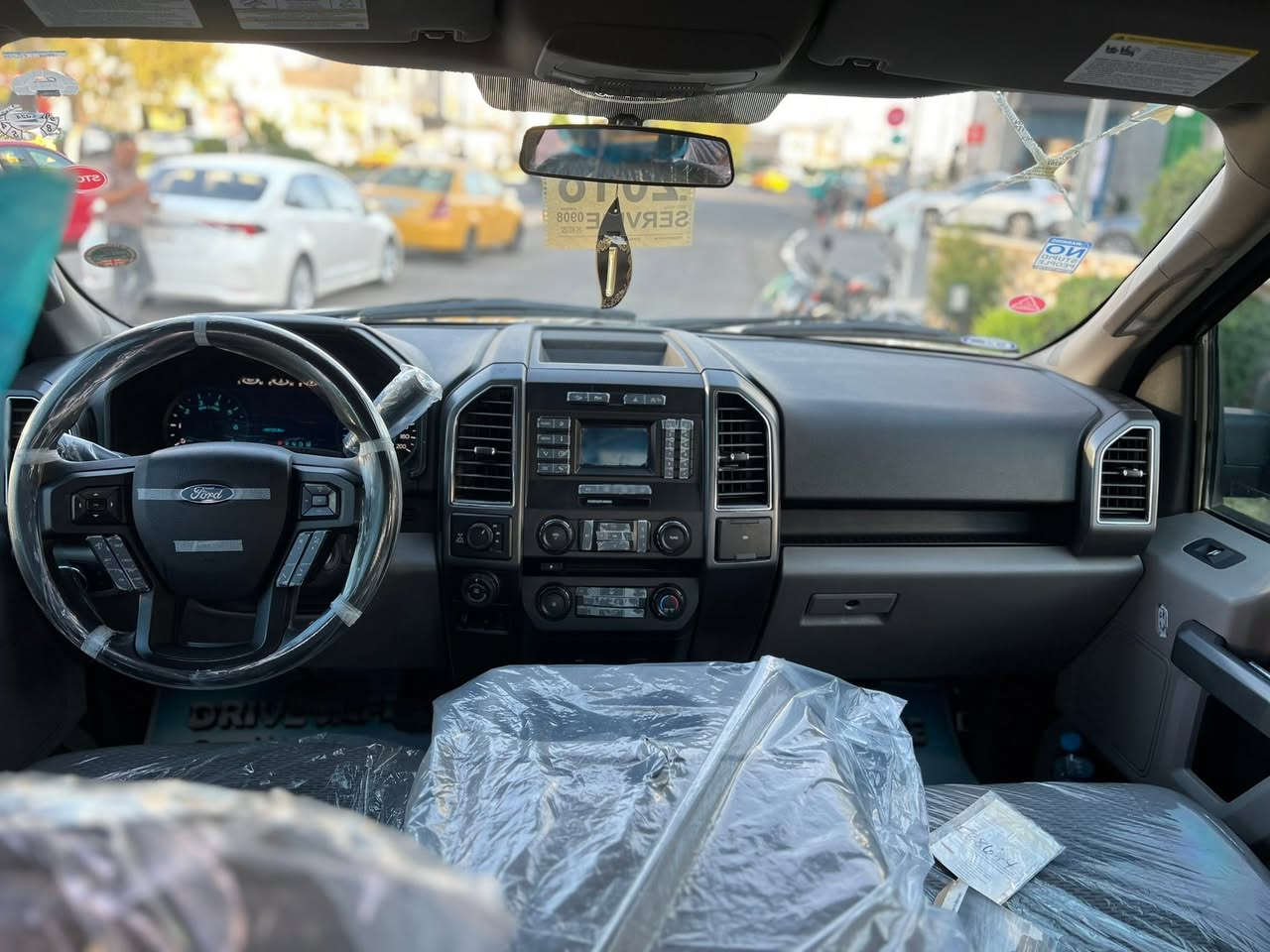 فورد F150 موديل 2018   سيارة كلش جديد ماشي 25 ميل
محرك 8 سلندر مرغوب موصفات فور ويل جديد سيارة كلش

موصفات باب رقم سري شاشه كاميرا حساسه بعدها كتلوك بي

دخل لون رصاصي اسواد نظام اتو استوب تحكمات استيران

هندي بريك بصمه سيارة بي قطعه صبغ باخ امريكى فقط

بدون ضرار بدون دوخل بدون ايربك سيارة جاهز من كلشي

دينار مصرف مابي بشرط كير محرك صدر تايرات تبريت كهرباء

بشرط رقم جديد سيارة مال بيت جاهز من كولشي 
 
سعر (195) ورقه رقم موبيل ***********

مكان سيارة كركوك
