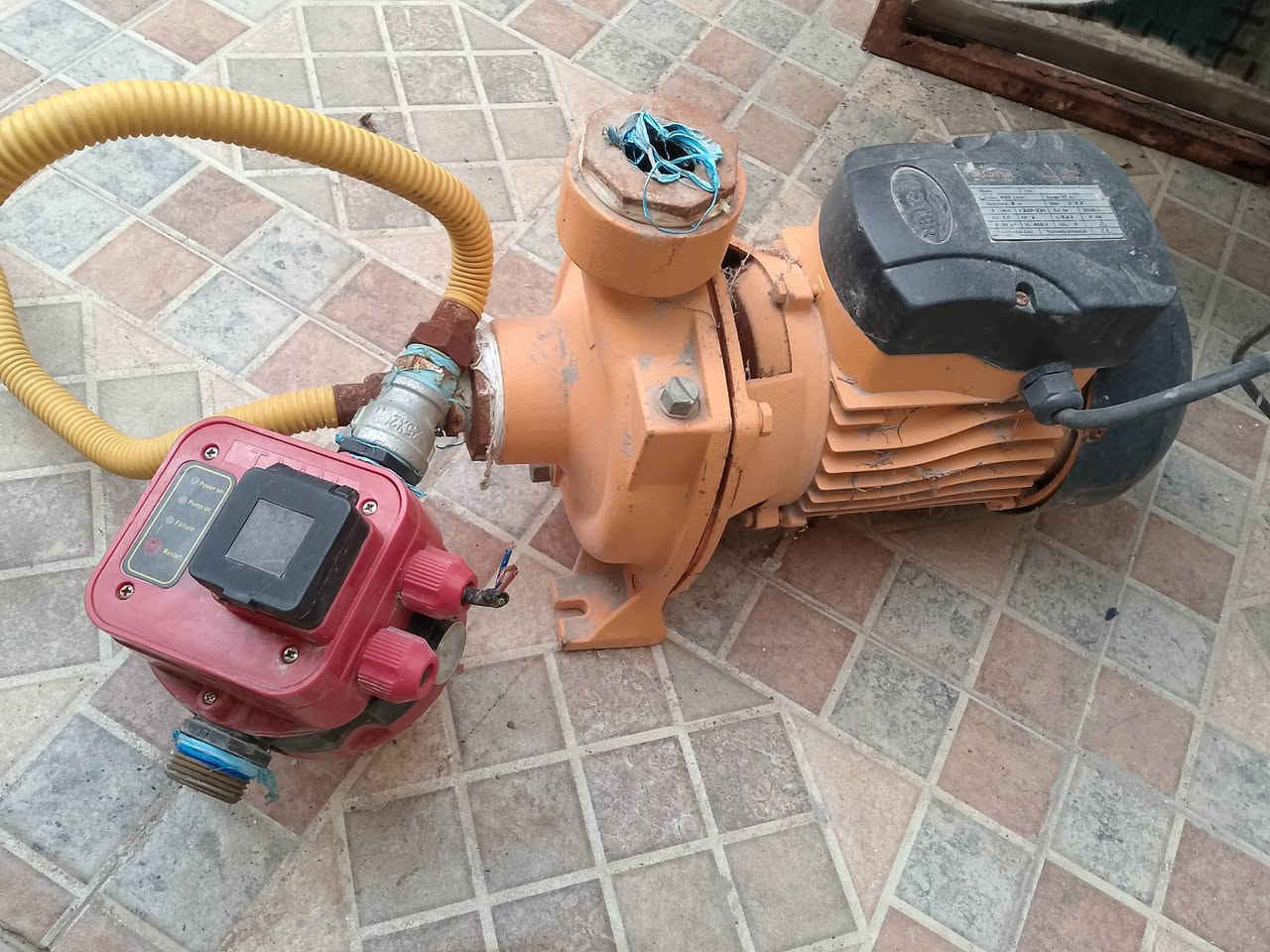 ماطور زراعي للبيع
احصانين نحاس 

سعر 150 استفسار ***********
