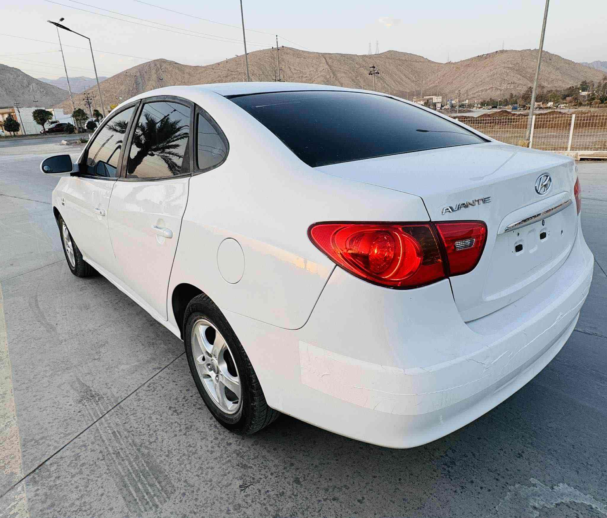 هۆندا ئاڤانتی بڕاوە 2007
گێرو مەکینە و تەبرید بەشەرتە
خایس و کەڤەر و دەعمی بە شەرتە
شاشە ئایپاد و  کامێرا
ماڵی دۆستە
نرخی ٥٣ و مجال 
شوێن چوارقورنە
*********** رانية, السليمانية
