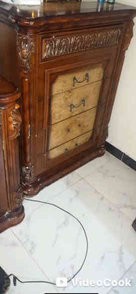 غرفه ماليزي مستخدمه حالياً مفصخه تأخذها وتشدّها  كامل ملحقاتها دوسة الجربايه  شخاط مشتغلها ودوس بلايود  السعر مناسب جدا ٢٥٠ وبيها مجال ***********
