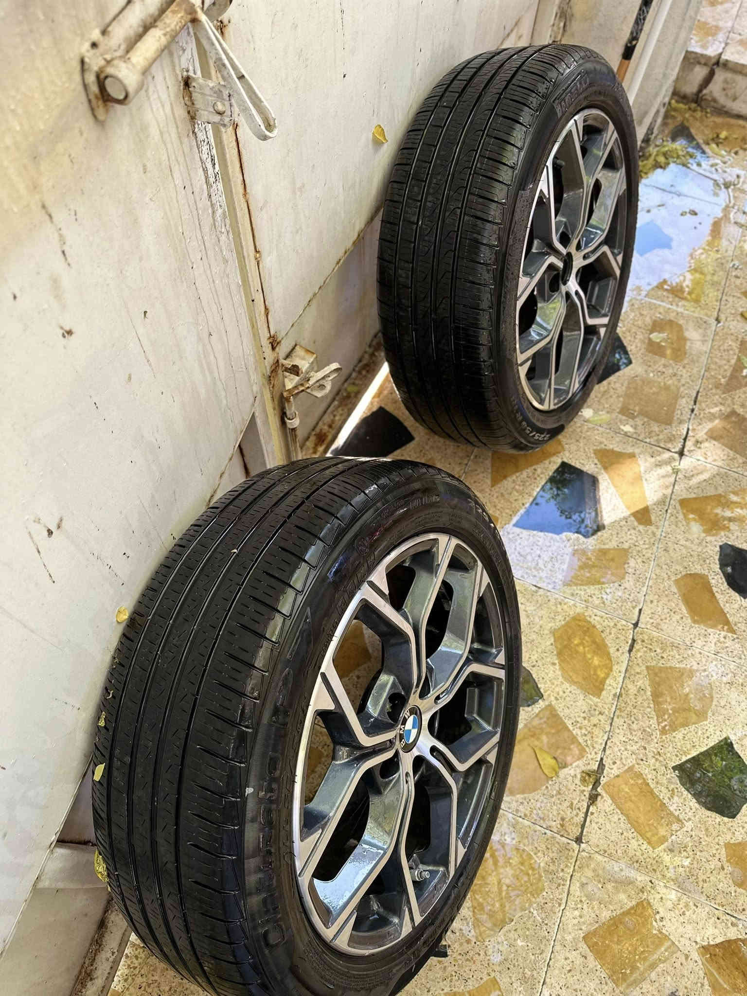 سلام عليكم 
ويل عدد ٢ مع تايرات بيرلي جديد كلش حجم ١٨ 
رن فلات (تاير درع) 
مكفول من الفطر والعواج والتايرات كذلك كلش جديدة
يرهم 
٢٣٠
٣٢٠
٣٣٠
٤٣٠
٥٣٠
السعر ٣٠٠$ 
ومستحيل تلكه تاير رن فلات مع ويل بهيج سعر 
مكانهن اربيل 
***********
