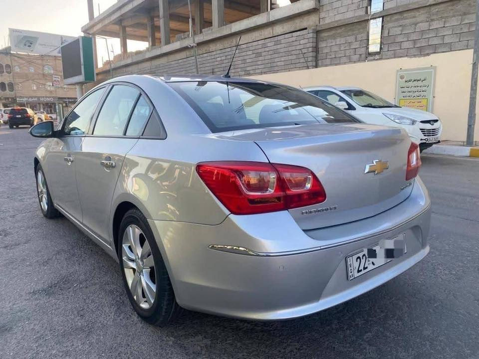 بيع شوفرليت كروز وارد خليجي موديل 17
فول مواصفات LT رقم اربيل دولي

خمس بصمات وبصمه تشغيل
داخل جلد لونين 
تحكمات ستيرن جهتين
فتحة سقف
رادارات جانبيه
اشاير ب المري
شاشه بلاديه
عليها ادامه كامله
طخم تاير جديد
دبلات وربلات اماميه جدد
ادامة عامه لمنظومة الماء
ادامة عامه لمنظومة البانزين
بدون صبغ بيها مكانات بارد
ماشيه 125 كيلو
ماتحتاج مصرف 
سعرها 118$ وبيها مجال بسيط
كوبون بانزين
للتواصل ***********
