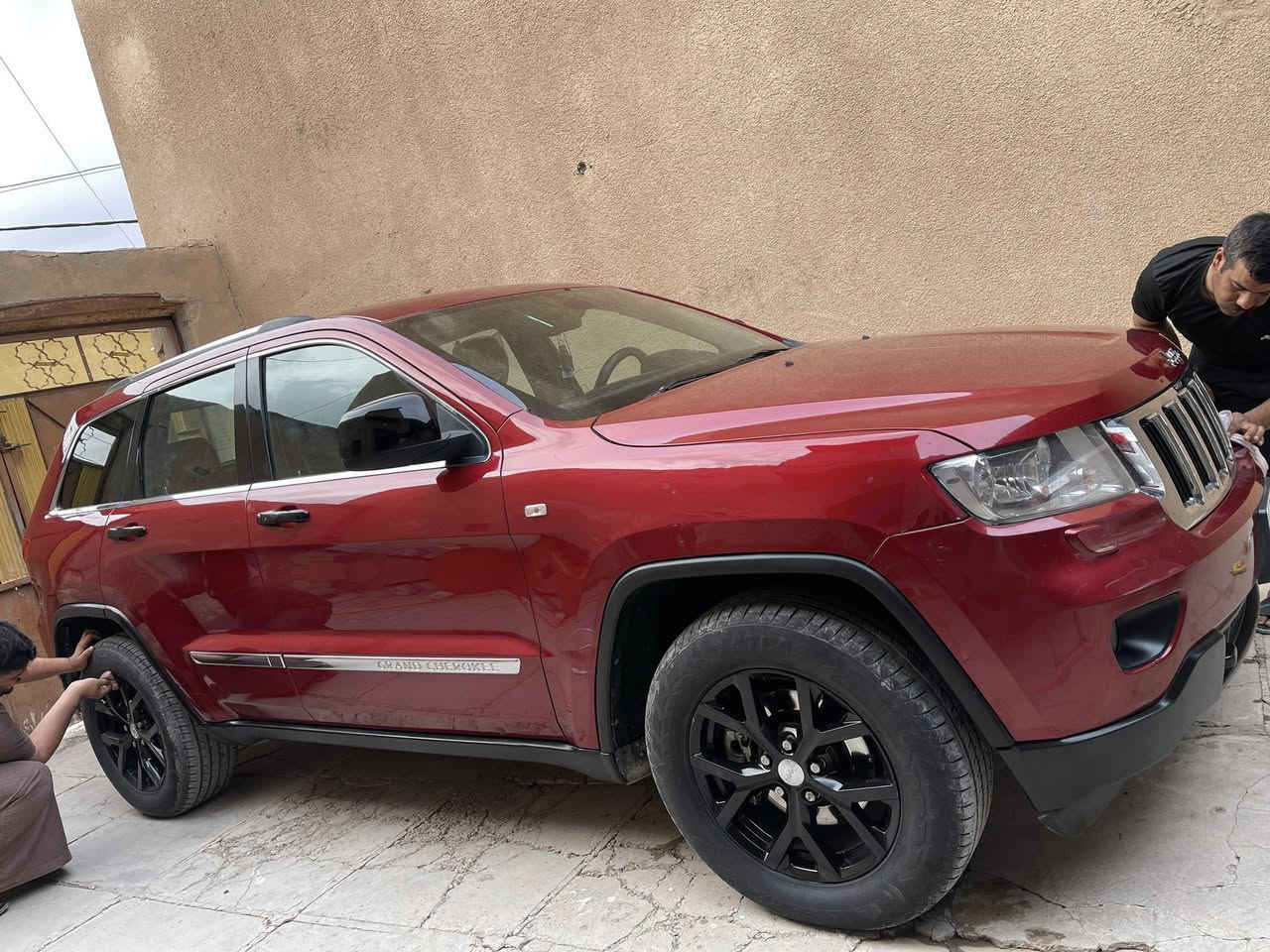 جيب١٣خليجي رقم بغداد بيهه نص باب صبغ  للبيع او مراوس ١٨٠$وبيه مجال مكاني تكريت


**إذا كنت صاحب هذا الإعلان وتريد حذفه لأي سبب، رجاءا أرسل رسالة إلى الدعم الفني**