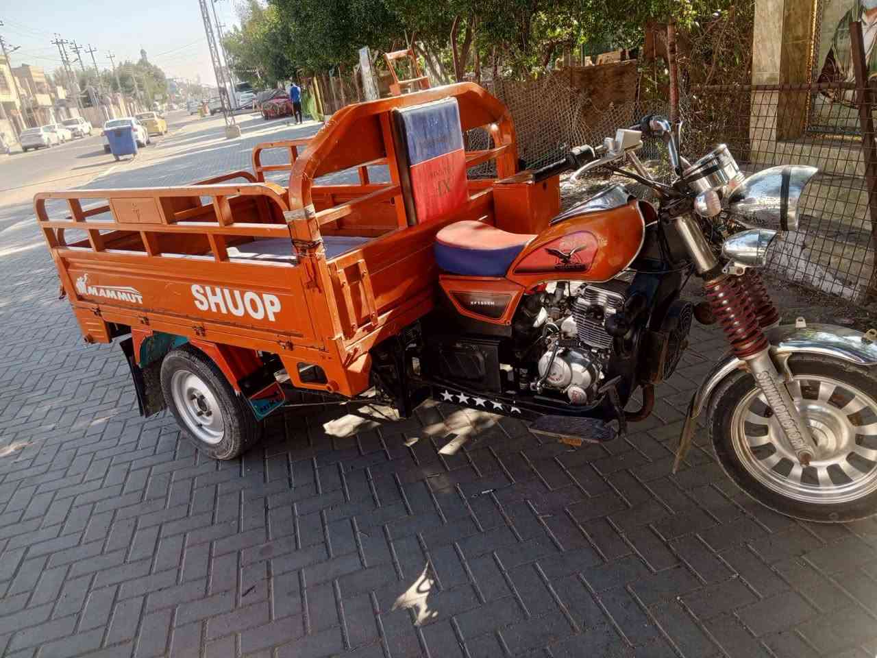 ستوته جمره فلحل كامله كله لبلاد مديل 21 رقم وسنويه بس على تحويل تستلم لوحات مكفوله استوته سعره 2400 ستوته ربع ماذب عليه مكفوله ركبه شاصي لدي وقراضه نضيفه رقمي بس واتساب بيه ***********
