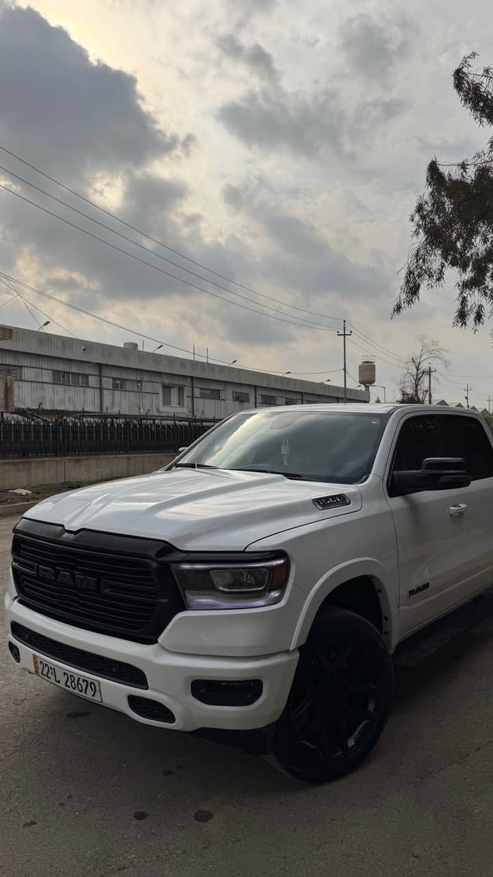 ڕام سپۆرت ٢٠٢٣ ٨پستن مواصفات سپۆرت فول فول کوشن هیتەر کارەبای رادار کامیرە شاشە گەورە ٢جێ پیدی ئاڕ یەک بست صبغ بێ ژۆرێ 
ram sport 2023 v8 5.7 ful ful mwasfat bas panoramay nia 2 je pdr yak bst sbugh be zhore be airbag 
📞0751 137 4810 واتساپ أربيل, العراق
