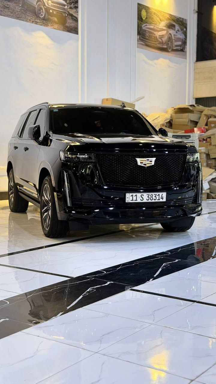 السلام عليكم  للبيع
كاديلاك اسكاليد موديل 2023 سبورت 600

خليجي  كفالة عامة 
ماشيه 42
مواصفات سبورت 36 سماعة 
السياره مواصفاتها غنيه عن التعريف 

كامره 4k
و٥ كامرات
داتاشو 
كشنات تدفئة تبريد
كشنات vip
اوتو بارك
ترحيب ودخول ذكي
جنطه شفط وكهرباء برجل
وبعد بسهه مواصفات متخلص 
السيارة رقم بغداد 
للأستفسار الأتصال ع ***********
