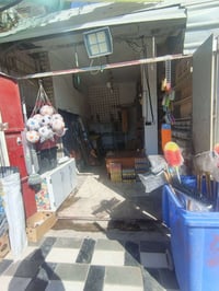 محل للايجار على شارع عدن نزالة 6 وعرضة 3  07711276168